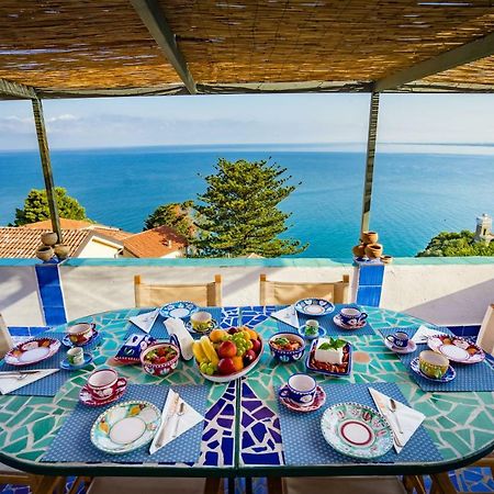 アグローポリ Borgo Dei Saraceni - Domus Indomita Bed & Breakfast エクステリア 写真