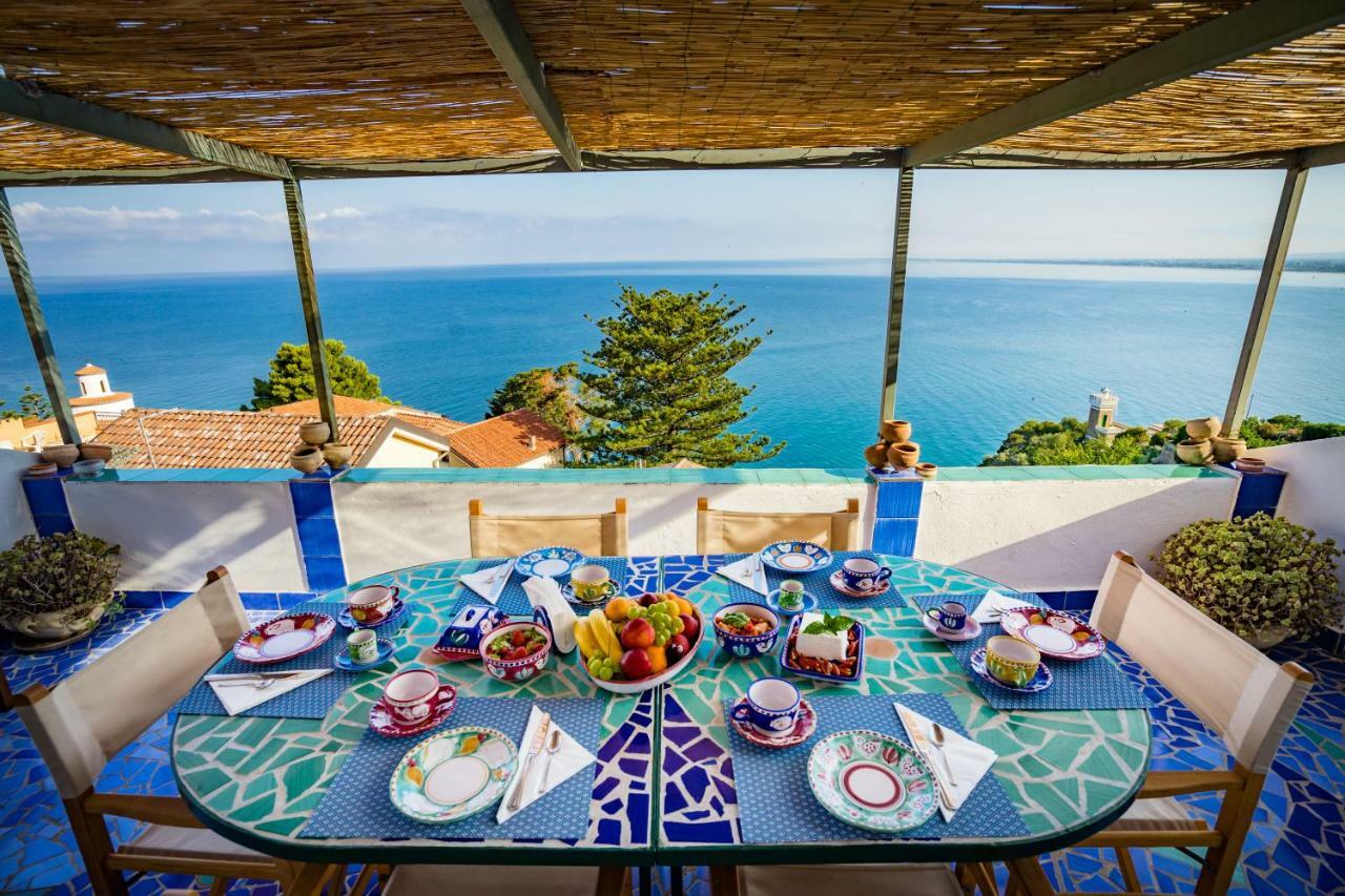 アグローポリ Borgo Dei Saraceni - Domus Indomita Bed & Breakfast エクステリア 写真