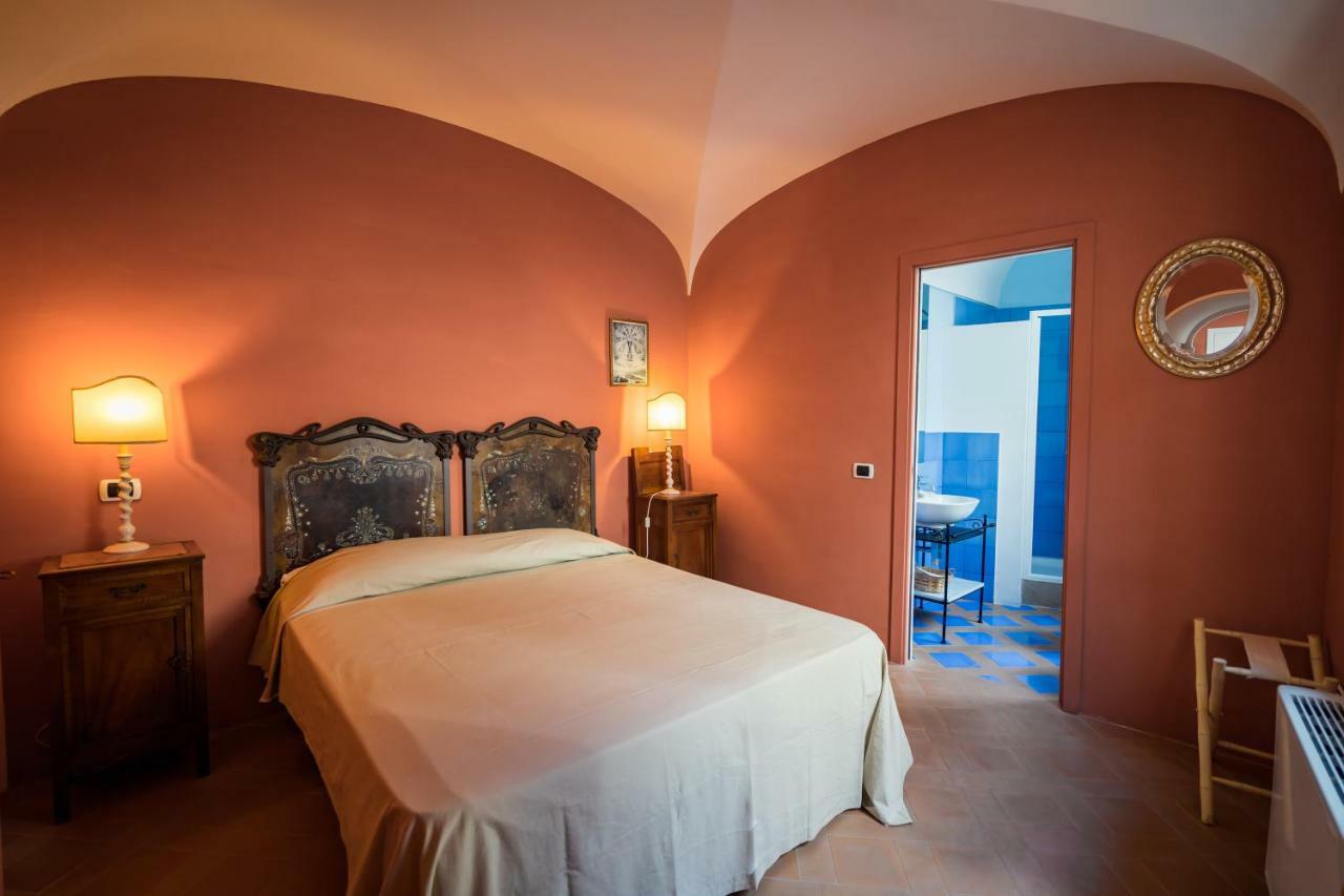 アグローポリ Borgo Dei Saraceni - Domus Indomita Bed & Breakfast エクステリア 写真